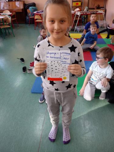 (szerokość: 375 / wysokość: 500)