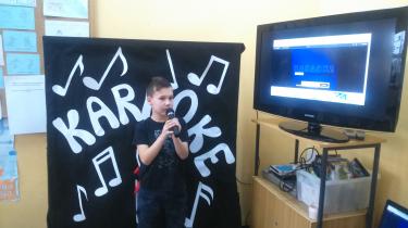 (szerokość: 375 / wysokość: 210)