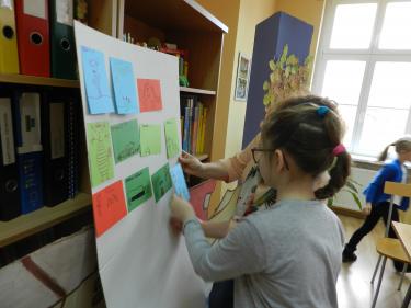 (szerokość: 375 / wysokość: 281)