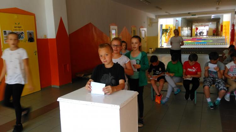 (szerokość: 750 / wysokość: 422)