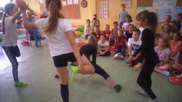 (szerokość: 375 / wysokość: 210)