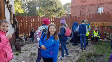(szerokość: 375 / wysokość: 210)
