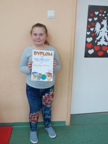 (szerokość: 375 / wysokość: 500)