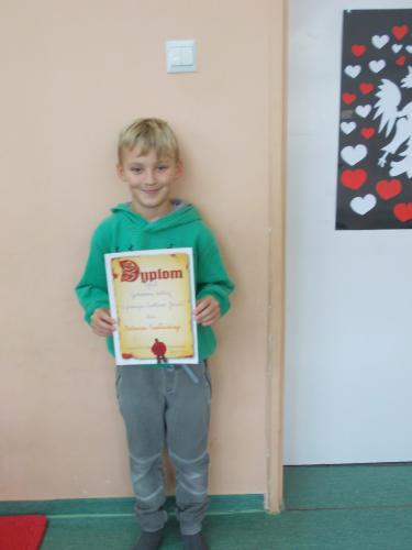 (szerokość: 375 / wysokość: 500)
