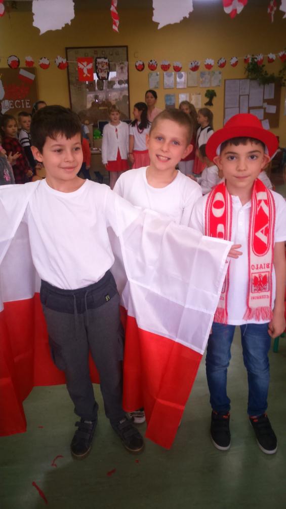 (szerokość: 565 / wysokość: 1004)