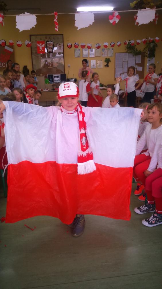(szerokość: 565 / wysokość: 1004)