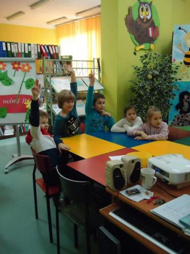 (szerokość: 375 / wysokość: 500)