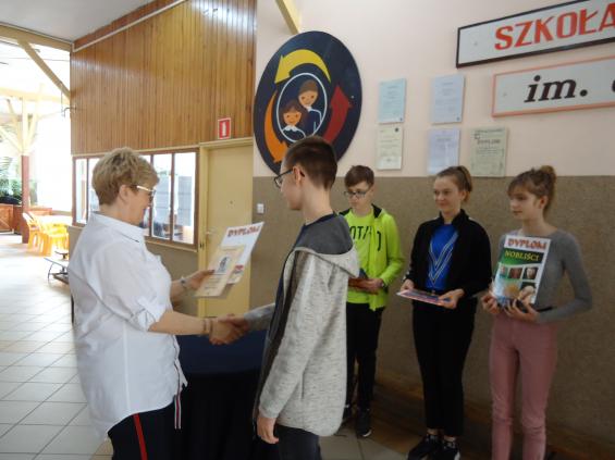 (szerokość: 565 / wysokość: 423)