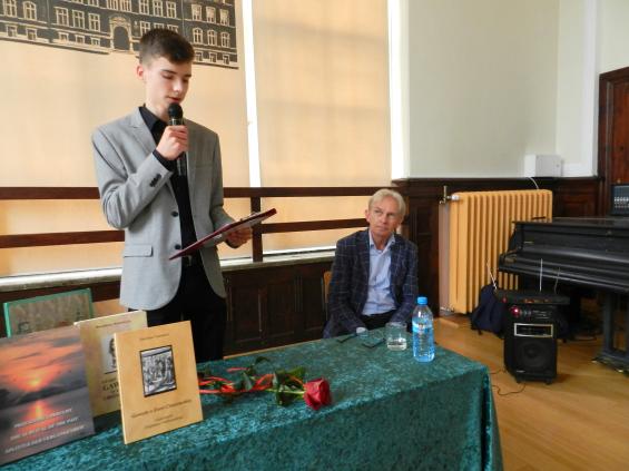 (szerokość: 565 / wysokość: 423)