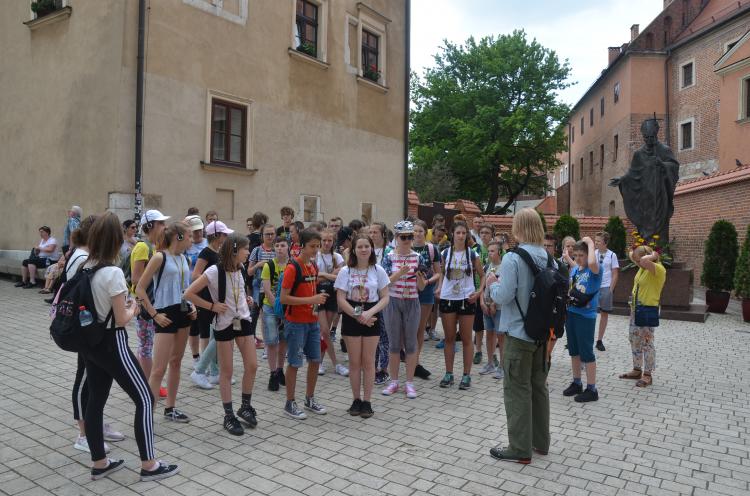 (szerokość: 750 / wysokość: 496)