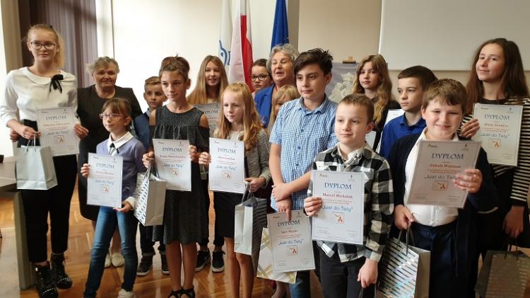 (szerokość: 750 / wysokość: 421)