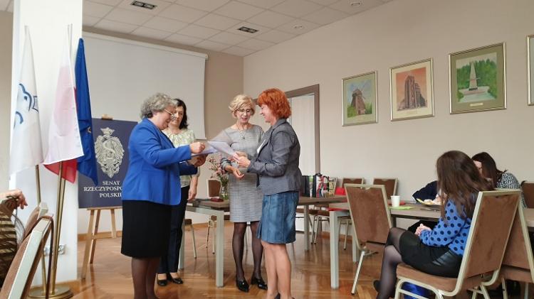 (szerokość: 750 / wysokość: 421)