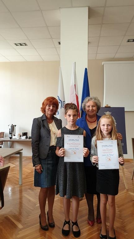 (szerokość: 432 / wysokość: 768)