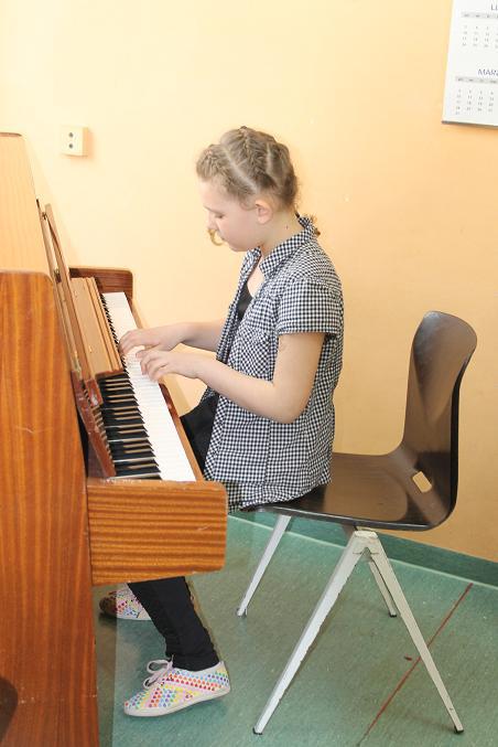 (szerokość: 452 / wysokość: 677)