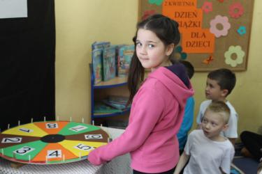 (szerokość: 375 / wysokość: 250)