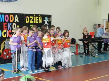 (szerokość: 375 / wysokość: 280)