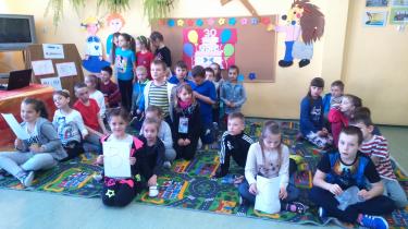 (szerokość: 375 / wysokość: 210)