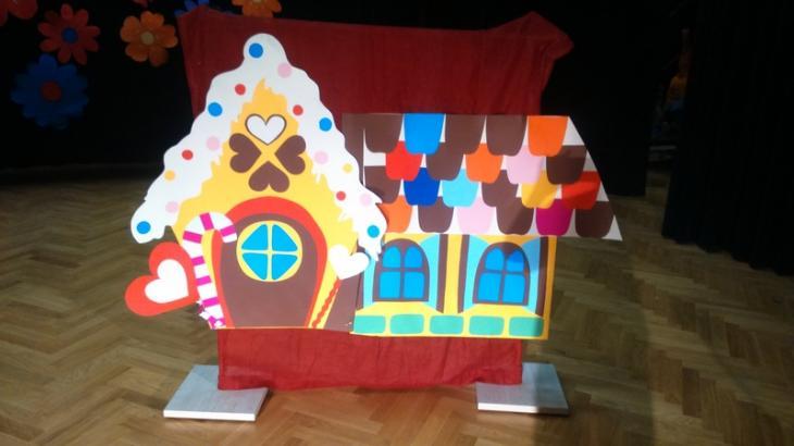 (szerokość: 730 / wysokość: 410)