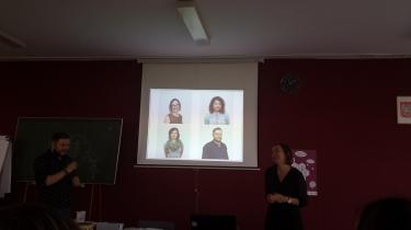 (szerokość: 375 / wysokość: 210)