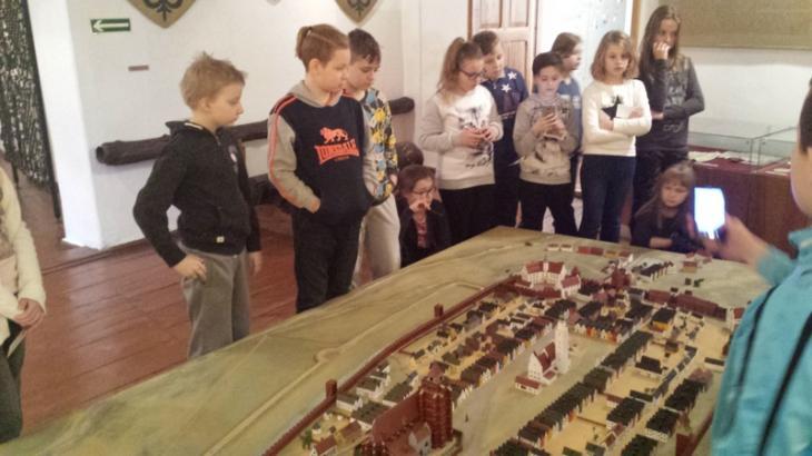 (szerokość: 730 / wysokość: 410)