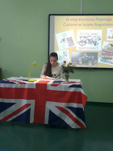 (szerokość: 375 / wysokość: 500)