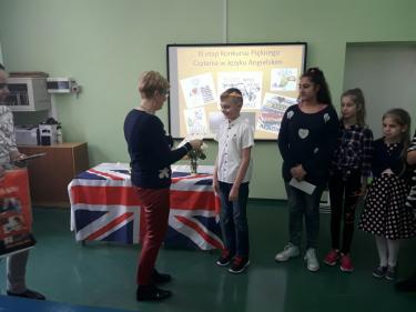(szerokość: 375 / wysokość: 281)