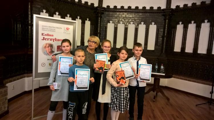 (szerokość: 750 / wysokość: 422)