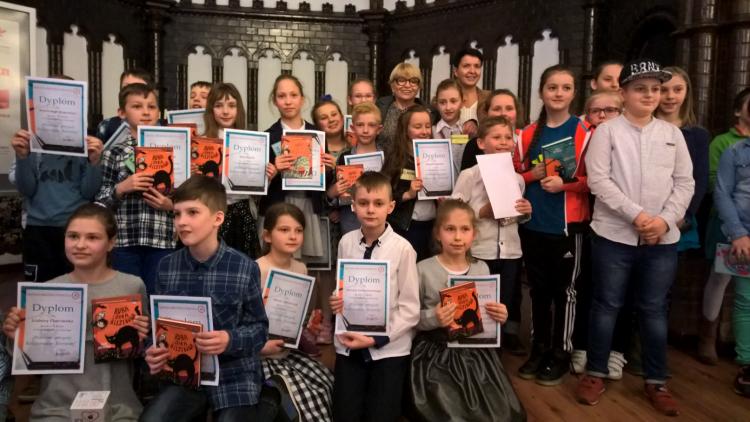 (szerokość: 750 / wysokość: 422)