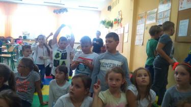 (szerokość: 375 / wysokość: 210)
